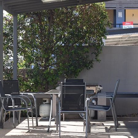Gladstone Heights Executive Apartments Extérieur photo